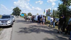 In Borispol radicals set up a roadblock on the way of Cross Procession