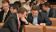 Judging Mayor of Kolomyia thinks up a “grab” scheme for the UOC temple. Reportage from the session room