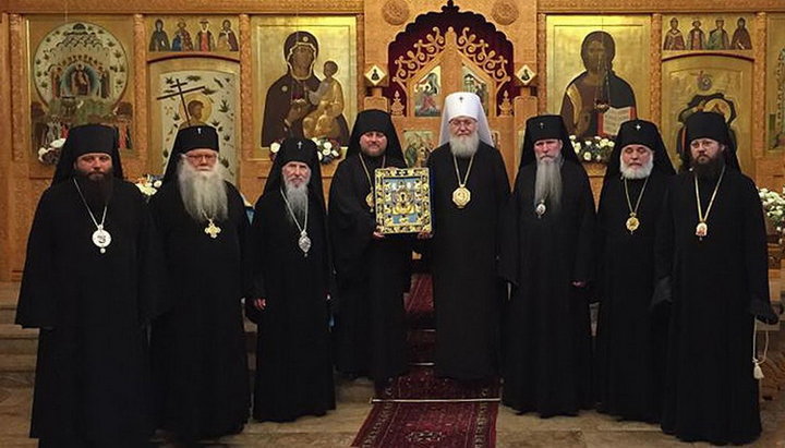 The Synod of Bishops of the Russian Orthodox Church Outside of Russia (ROCOR)The Synod of Bishops of the Russian Orthodox Church Outside of Russia (ROCOR) has ceased concelebration on the hierarchical level with the Orthodox Church of Constantinople.