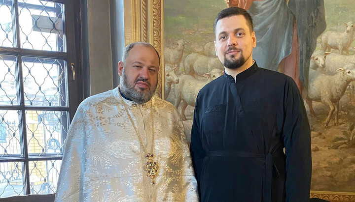 Andriy Kovalev (on the right) together with his 