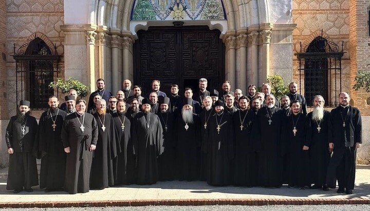 Clergymen of the Western European Vicariate of the UOC. Photo: vzcz.church.ua